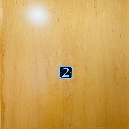 Fabulous 1Bed 1Bath Ground Floor Shared Accommodation ,Only Double Room EDI Exteriér fotografie
